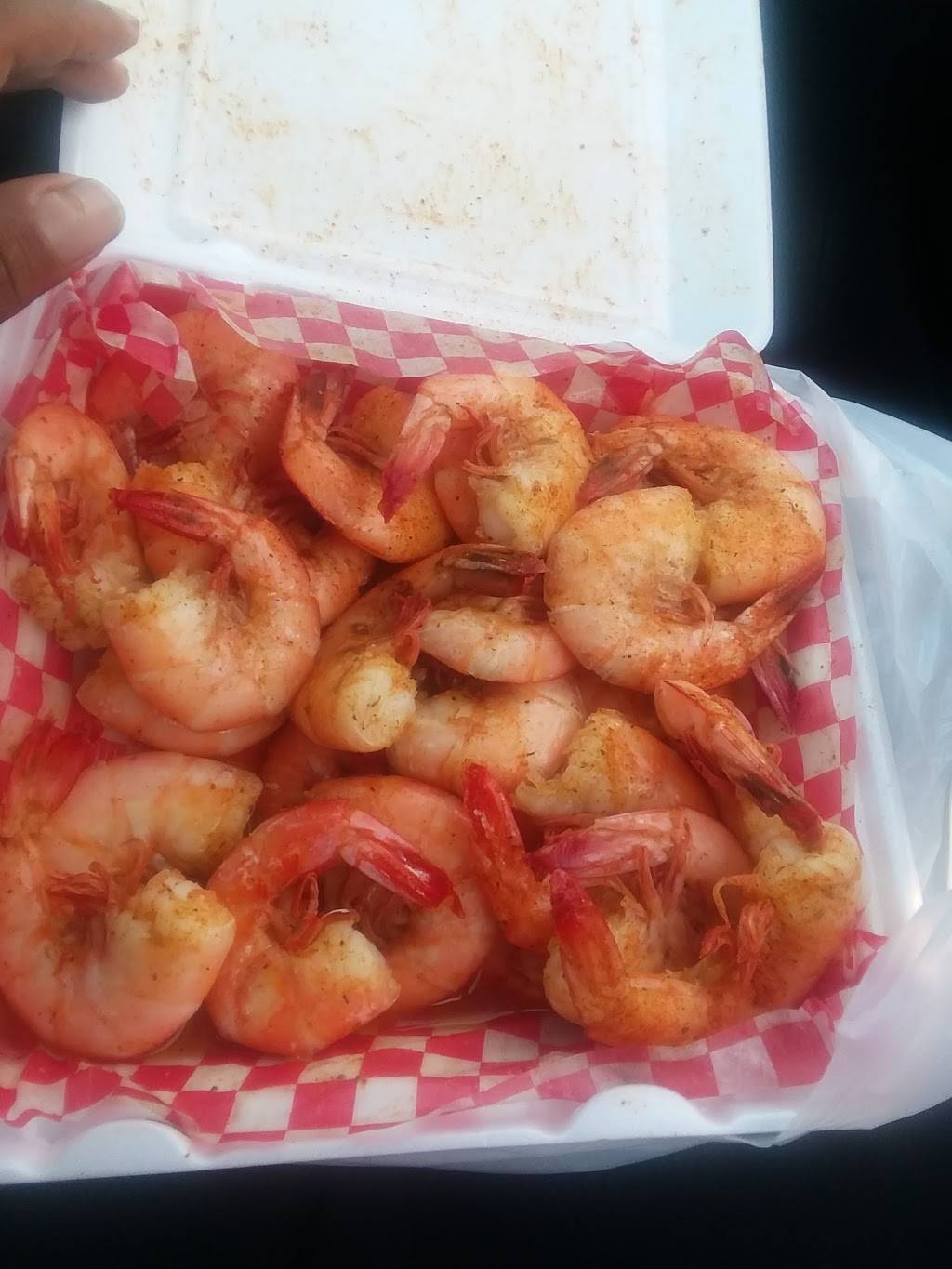 Lindys Seafood | restaurant | 1548 Taylors Island Rd, Woolford, MD 21677, USA | 4102285032 OR +1 410-228-5032