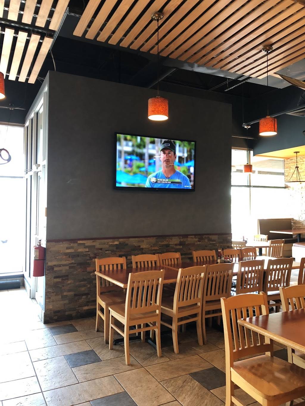 Rubinos Pizzeria | restaurant | 43170 Southern Walk Plaza, Broadlands, VA 20148, USA | 7038584445 OR +1 703-858-4445