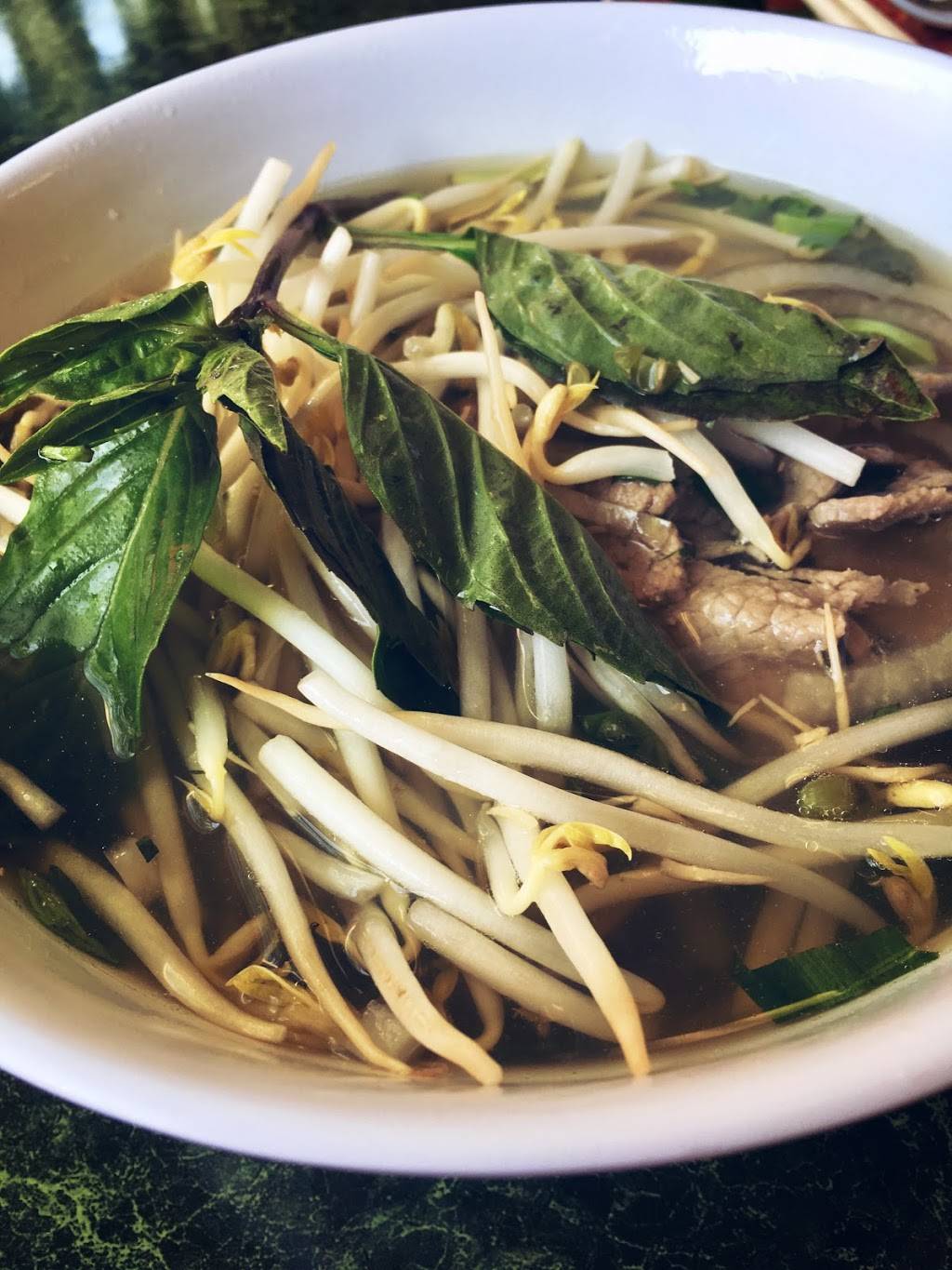 Chinese Wok Express | restaurant | 422 E Broadway, Columbia, MO 65201, USA | 5734435099 OR +1 573-443-5099