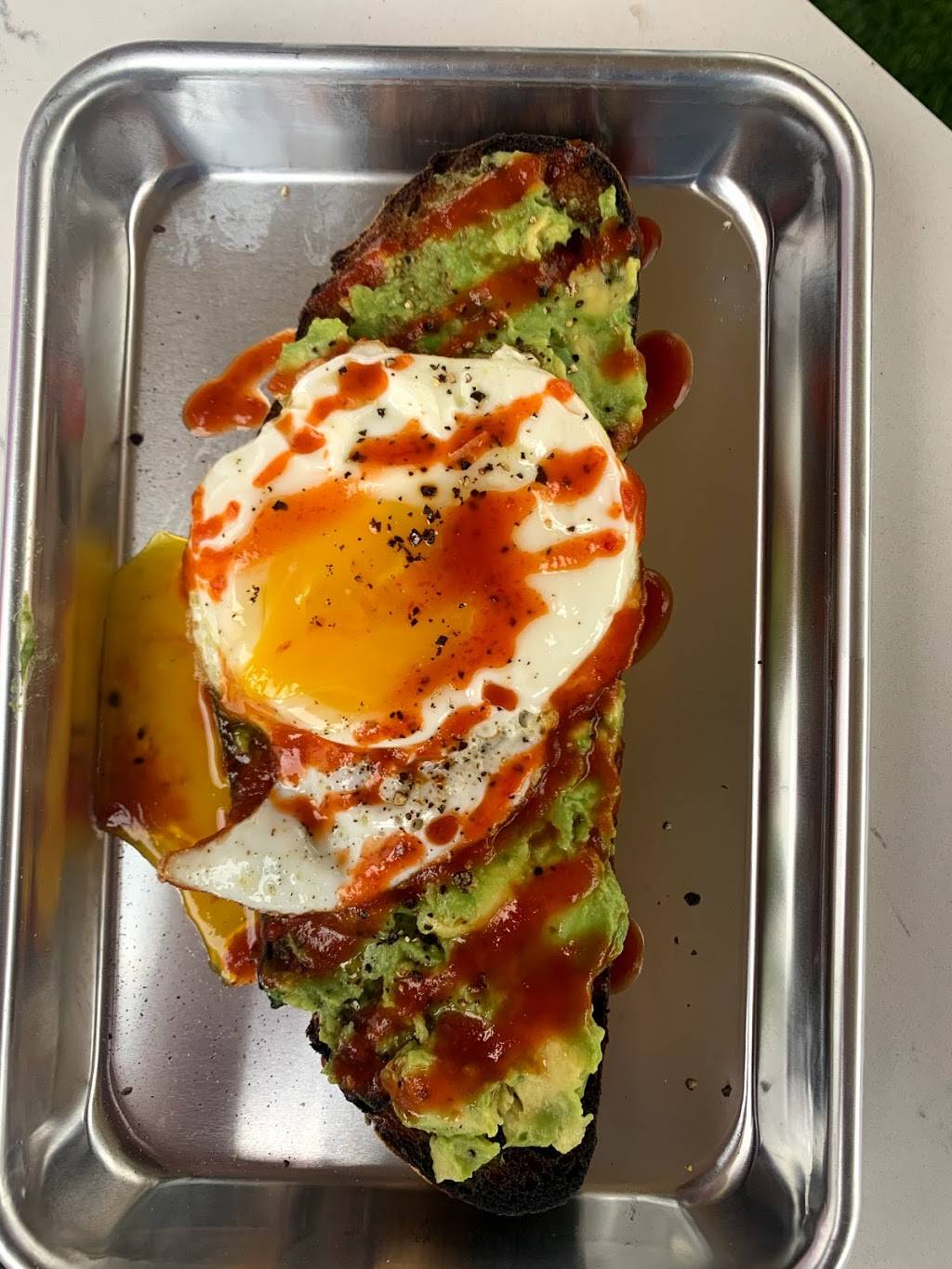 Moodys Kitchen + Bar | restaurant | 2530 Guadalupe St, Austin, TX 78705, USA | 5122130451 OR +1 512-213-0451