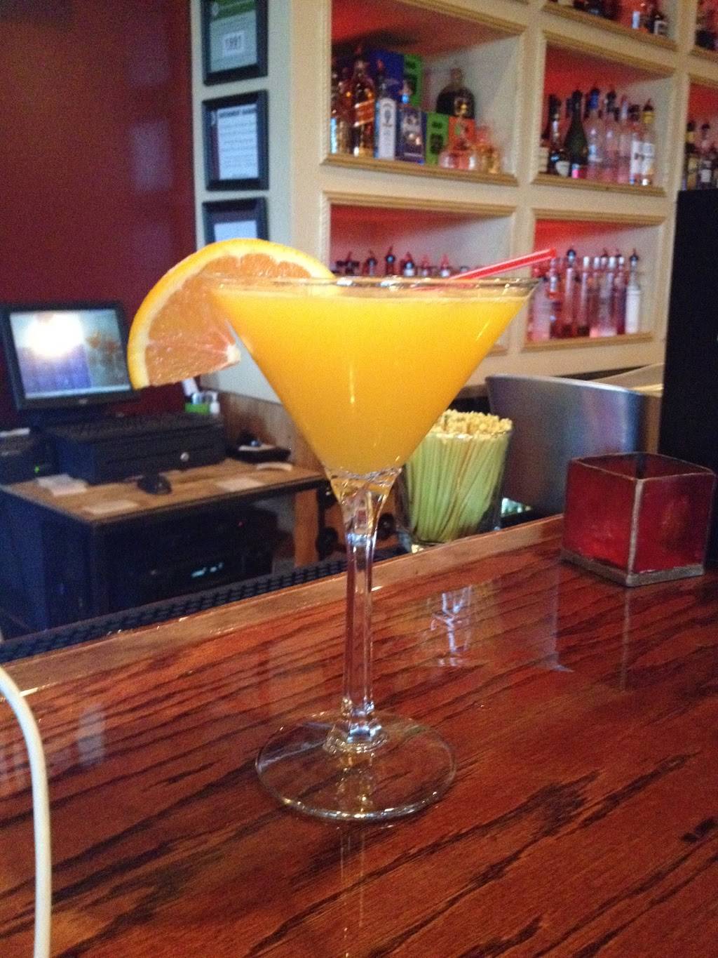 The Linger Martini Bar | night club | 4142 W 167th St, Oak Forest, IL 60452, USA | 7089600481 OR +1 708-960-0481