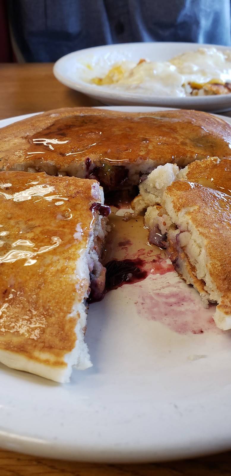 Woodys Cafe | restaurant | 235 N Pontiac Trail, Walled Lake, MI 48390, USA | 2486244379 OR +1 248-624-4379