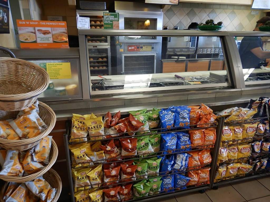 Subway Restaurants | restaurant | 3895 Overland Ave, Culver City, CA 90232, USA | 3102870790 OR +1 310-287-0790