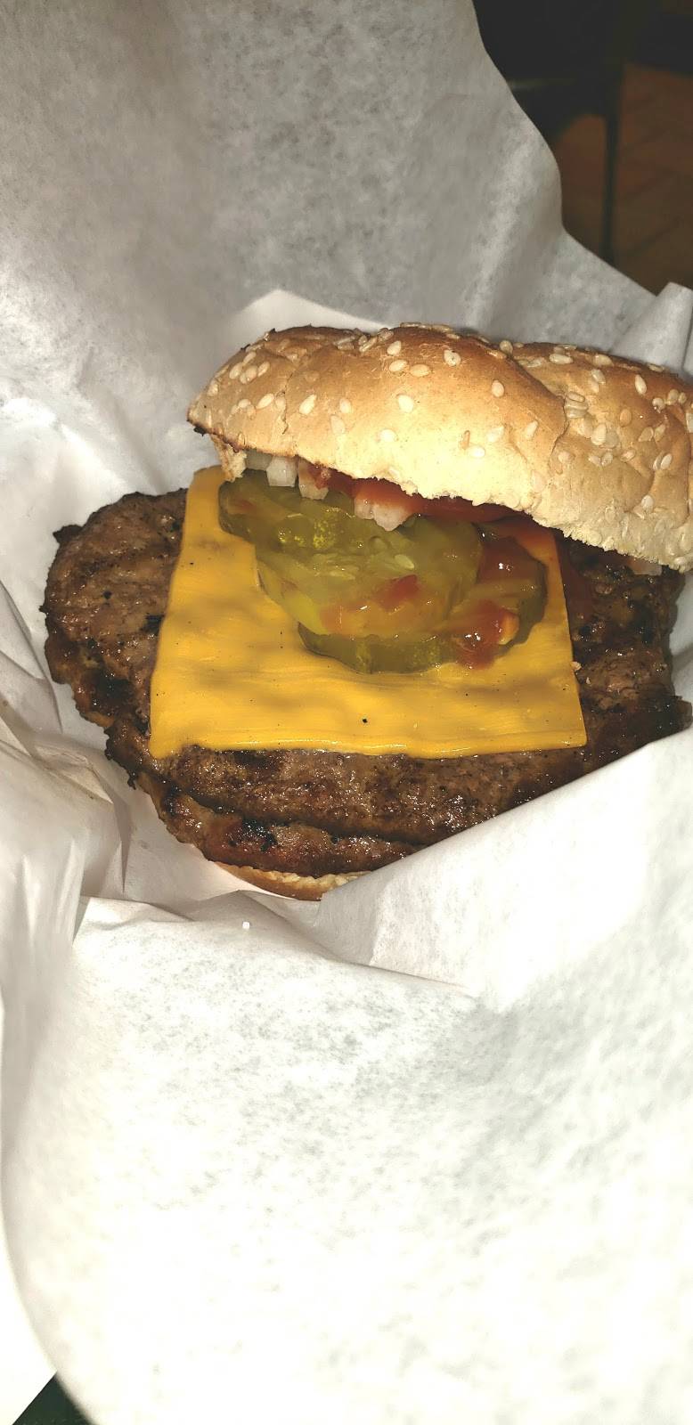 Nathans Famous Hot Dogs | restaurant | 25 Flatbush Ave, Brooklyn, NY 11217, USA | 7187973803 OR +1 718-797-3803