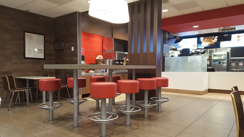 McDonalds | cafe | 101 Auburn St, Oak Grove, KY 42262, USA | 2706406322 OR +1 270-640-6322