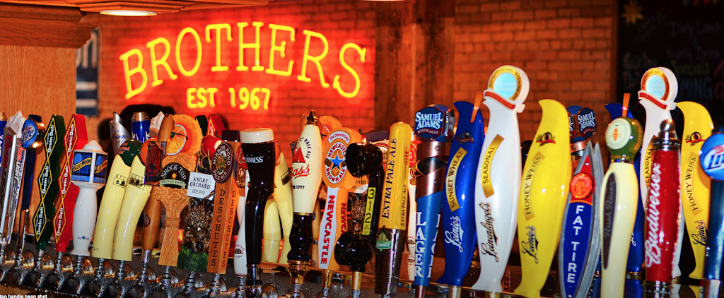 Brothers Bar & Grill | restaurant | 1339 O St #1, Lincoln, NE 68508, USA | 4024740200 OR +1 402-474-0200
