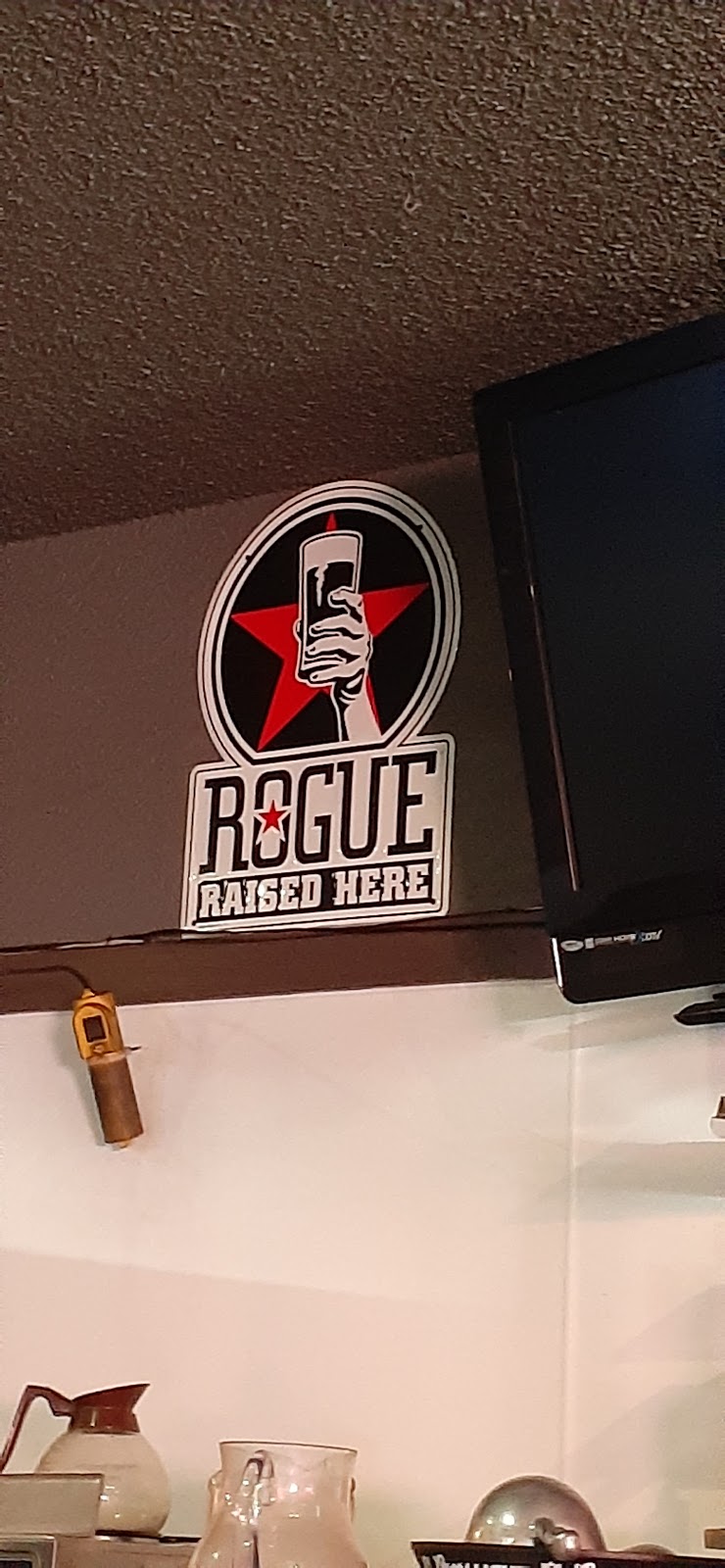 Broken Barrel | restaurant | 120 W Coe Ave, Stanfield, OR 97875, USA | 5414495555 OR +1 541-449-5555