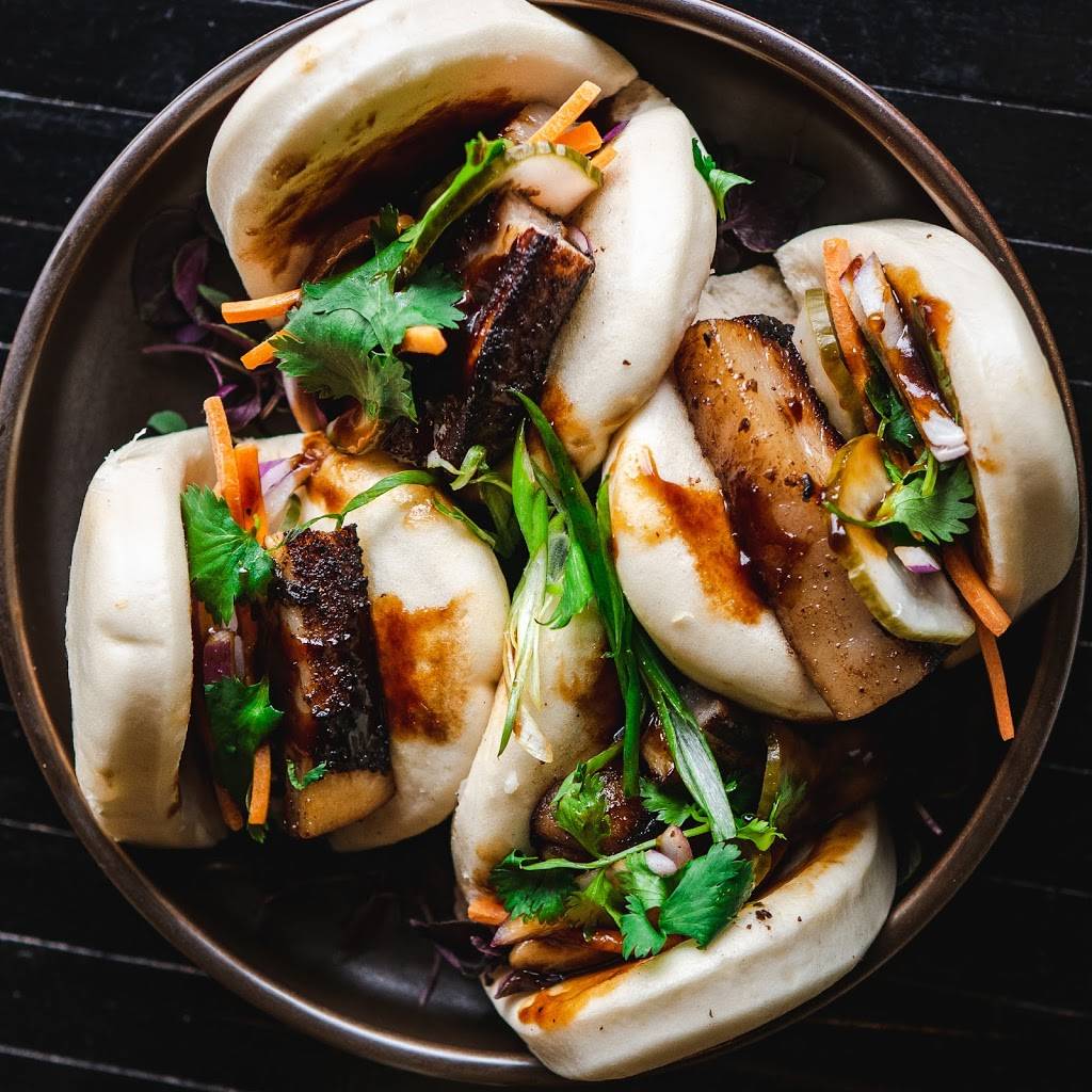 Nomads Restobar | restaurant | 100 Lakeshore Rd E, Mississauga, ON L5G 1E3, Canada | 9059902348 OR +1 905-990-2348