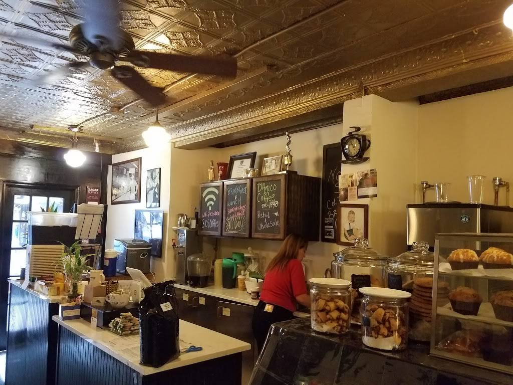 DAmico Coffee | cafe | 309 Court St, Brooklyn, NY 11231, USA | 7188755403 OR +1 718-875-5403