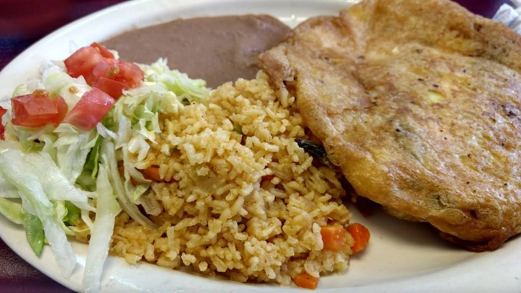 Blanquitas Mexican Restaurant | restaurant | 1619 Goliad Rd, San Antonio, TX 78223, USA | 2105980055 OR +1 210-598-0055