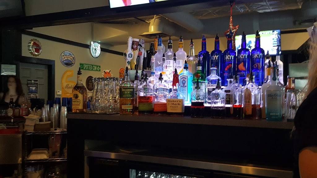 The Tap Room | restaurant | 1301 Milwaukee Ave, South Milwaukee, WI 53172, USA | 4147669725 OR +1 414-766-9725