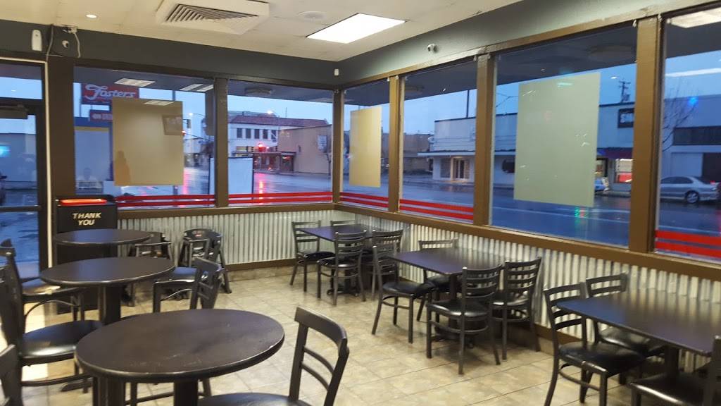 Fosters Freeze | restaurant | 630 Academy Ave, Sanger, CA 93657, USA | 5598758130 OR +1 559-875-8130