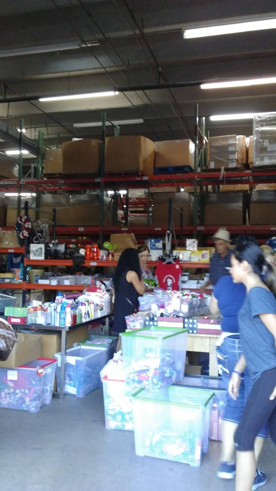 Munchies Cafe | restaurant | 16504 NW 49th Ave, Hialeah, FL 33014, USA | 3056217117 OR +1 305-621-7117