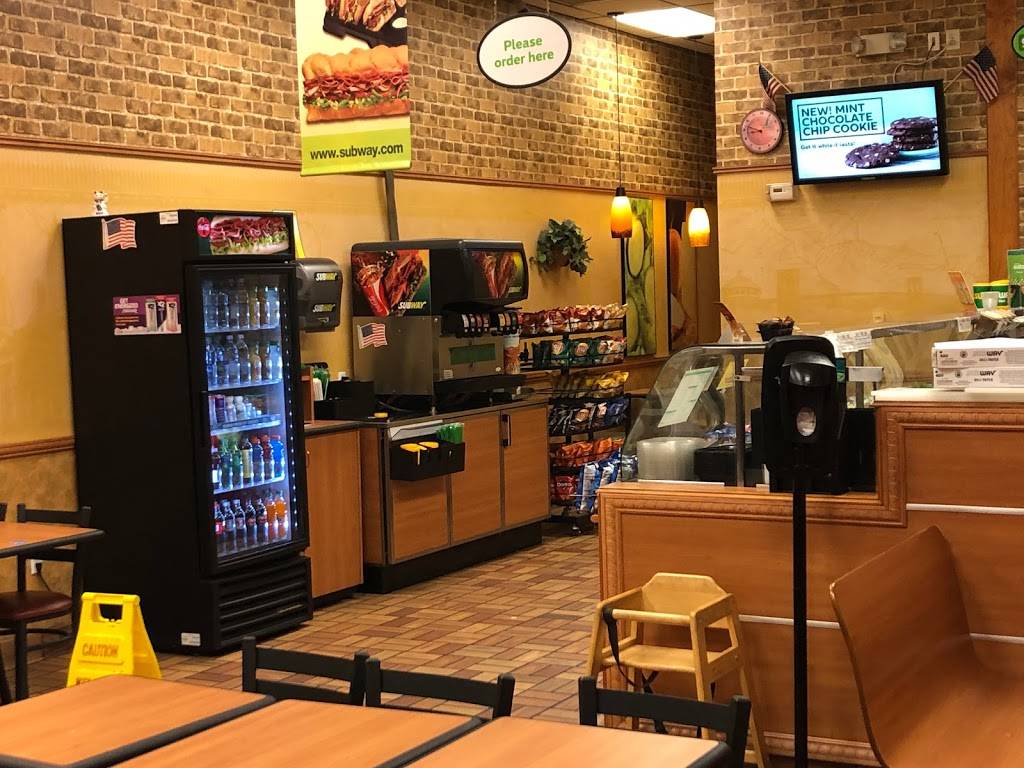 Subway Sandwich Shop | restaurant | 10505 NW 112th Ave #3, Medley, FL 33178, USA | 3058872696 OR +1 305-887-2696
