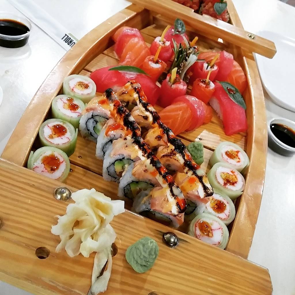 U Roll Sushi | restaurant | 8407, 7685 E Colonial Dr, Orlando, FL 32807, USA | 4077309699 OR +1 407-730-9699