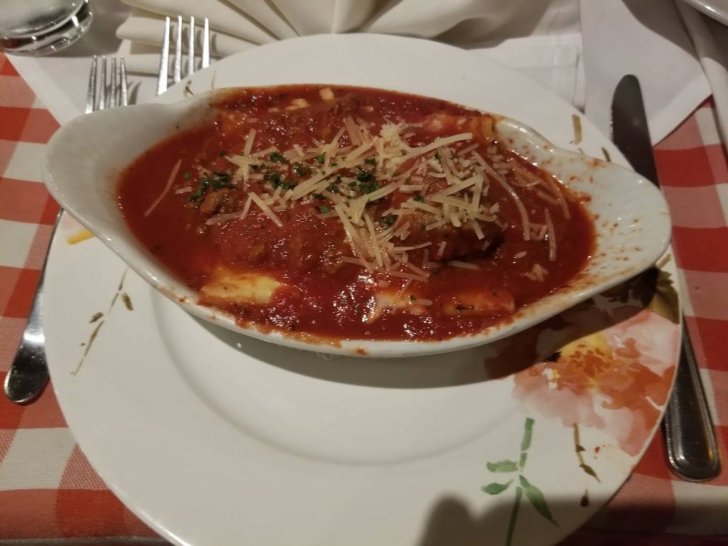 Pinocchios Incredible Italian | restaurant | 1751 Hover St, Longmont, CO 80501, USA | 3038349347 OR +1 303-834-9347