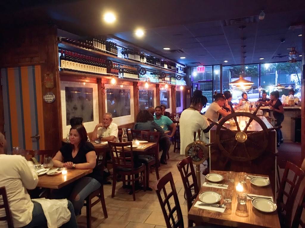 Porto Salvo | restaurant | 424 E 161st St, Bronx, NY 10451, USA | 9293767866 OR +1 929-376-7866