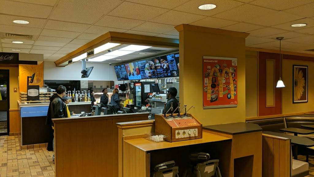 McDonalds | cafe | 1706 Reisterstown Rd, Baltimore, MD 21208, USA | 4106535278 OR +1 410-653-5278