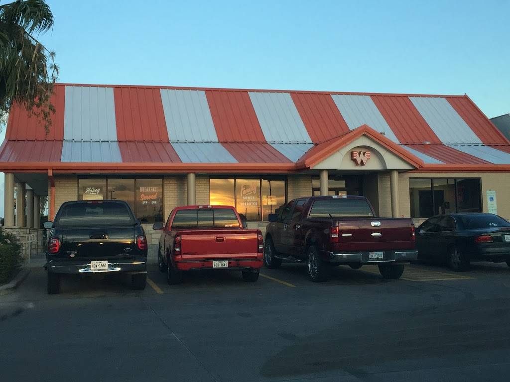 Whataburger | restaurant | 6888 Gulf Fwy Ste 200, Houston, TX 77087, USA | 7136442057 OR +1 713-644-2057