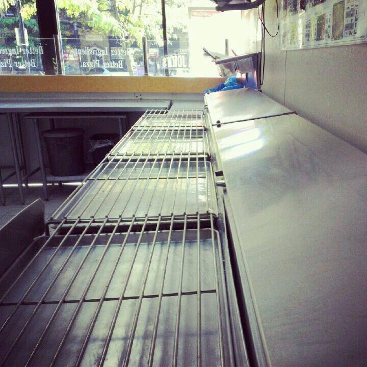 Papa Johns Pizza | restaurant | 2723 Vine St, Cincinnati, OH 45219, USA | 5139617272 OR +1 513-961-7272