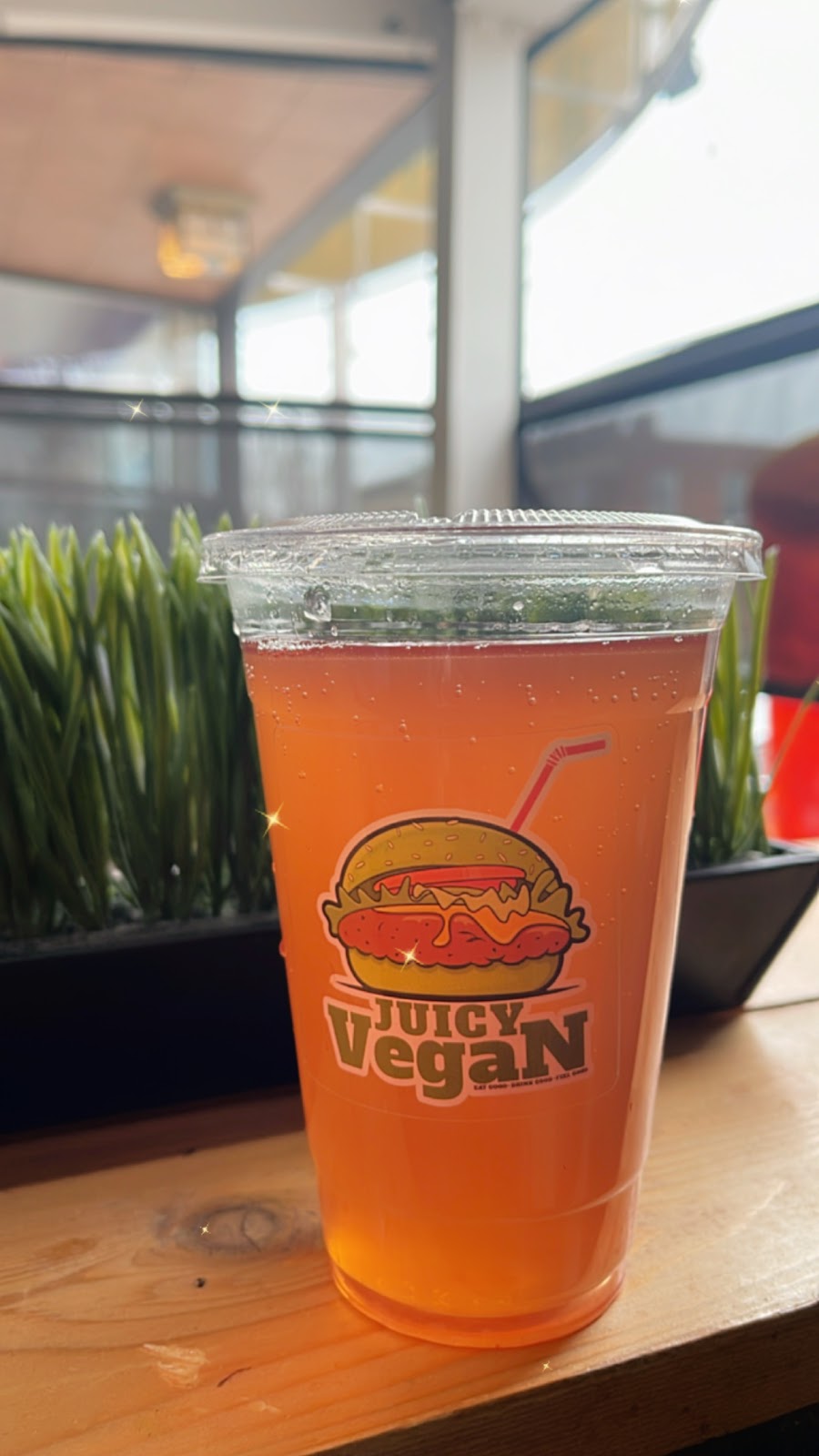 Juicy Vegan Northfield | restaurant | 4890 Northfield Rd, North Randall, OH 44128, USA | 8446854331 OR +1 844-685-4331