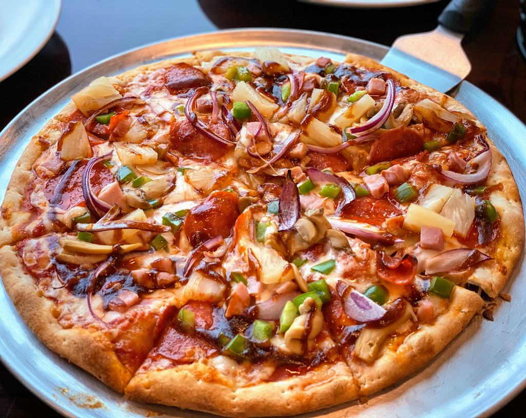 Sallys Cafe | restaurant | 22365 Broderick Dr, Sterling, VA 20166, USA | 7035844373 OR +1 703-584-4373