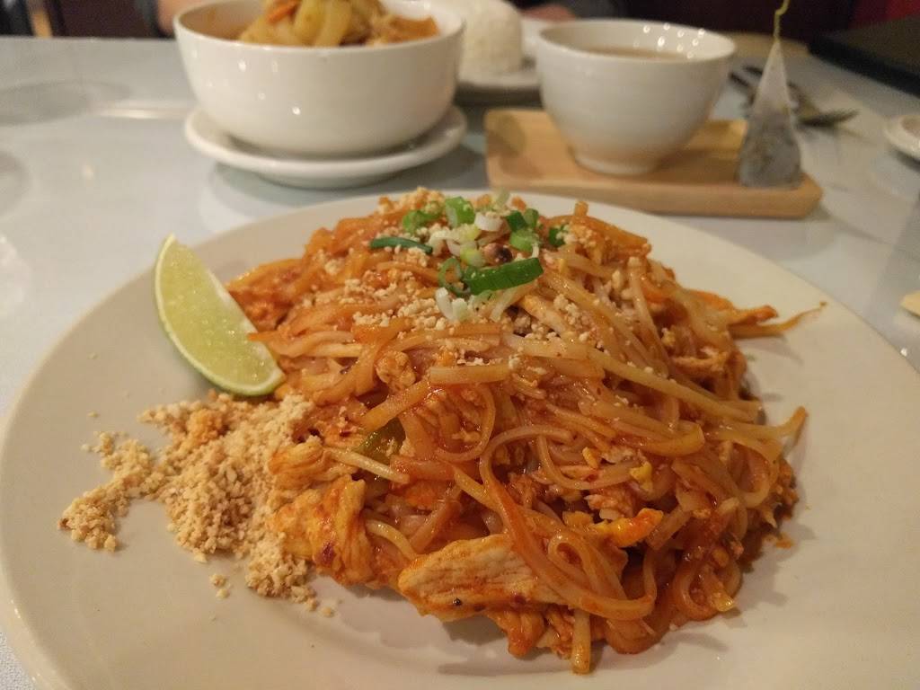 Eat Thai, Thai Eatery | restaurant | 1821 22nd St #103, West Des Moines, IA 50266, USA | 5154402075 OR +1 515-440-2075