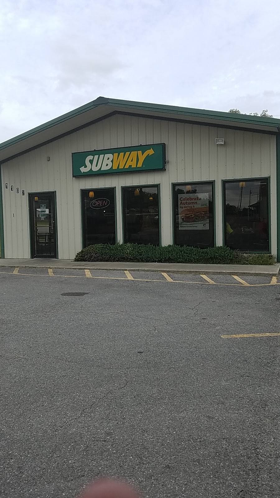Subway | meal takeaway | 1102 N Main St, Cave City, AR 72521, USA | 8702835001 OR +1 870-283-5001