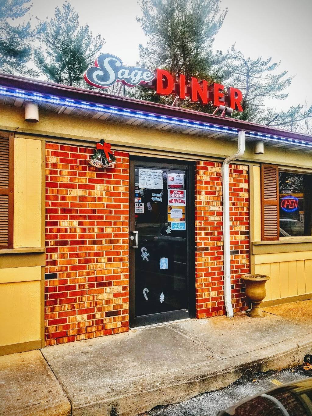 Smileys Diner - Wilmington | restaurant | 1300 Veale Rd, Wilmington, DE 19810, USA | 3025434377 OR +1 302-543-4377