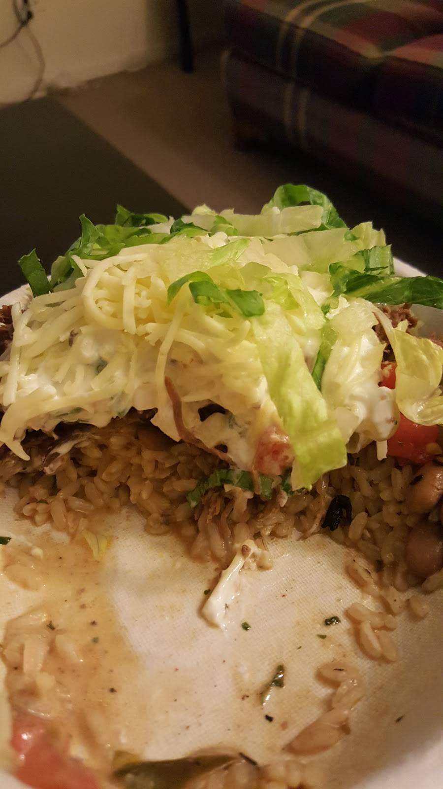 Chipotle Mexican Grill | restaurant | 3181 N Broadway, Chicago, IL 60657, USA | 7735255250 OR +1 773-525-5250