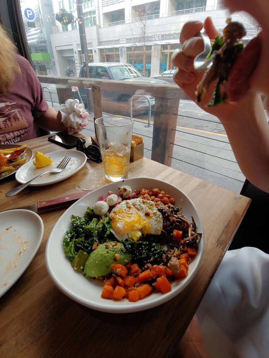 Eureka! | restaurant | 2068 Center St, Berkeley, CA 94704, USA | 5108098282 OR +1 510-809-8282