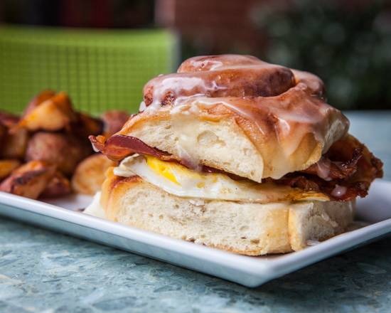 Trolley Car Cafe | cafe | 3269 S Ferry Rd, Philadelphia, PA 19129, USA | 2673856703 OR +1 267-385-6703