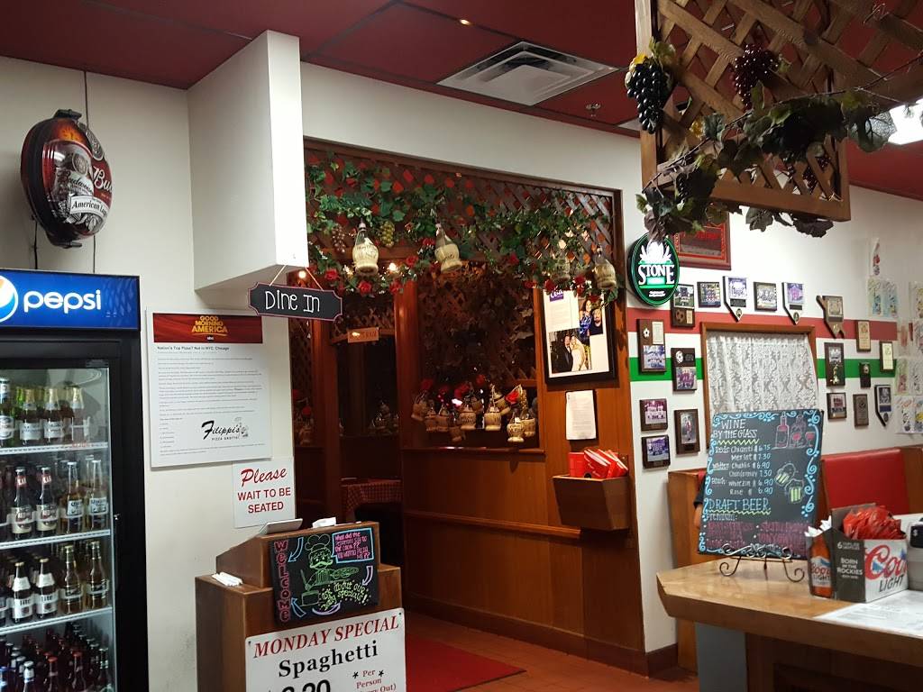 Filippis Pizza Grotto Poway | restaurant | 13000 Oak Knoll Dr, Poway, CA 92064, USA | 8587481800 OR +1 858-748-1800