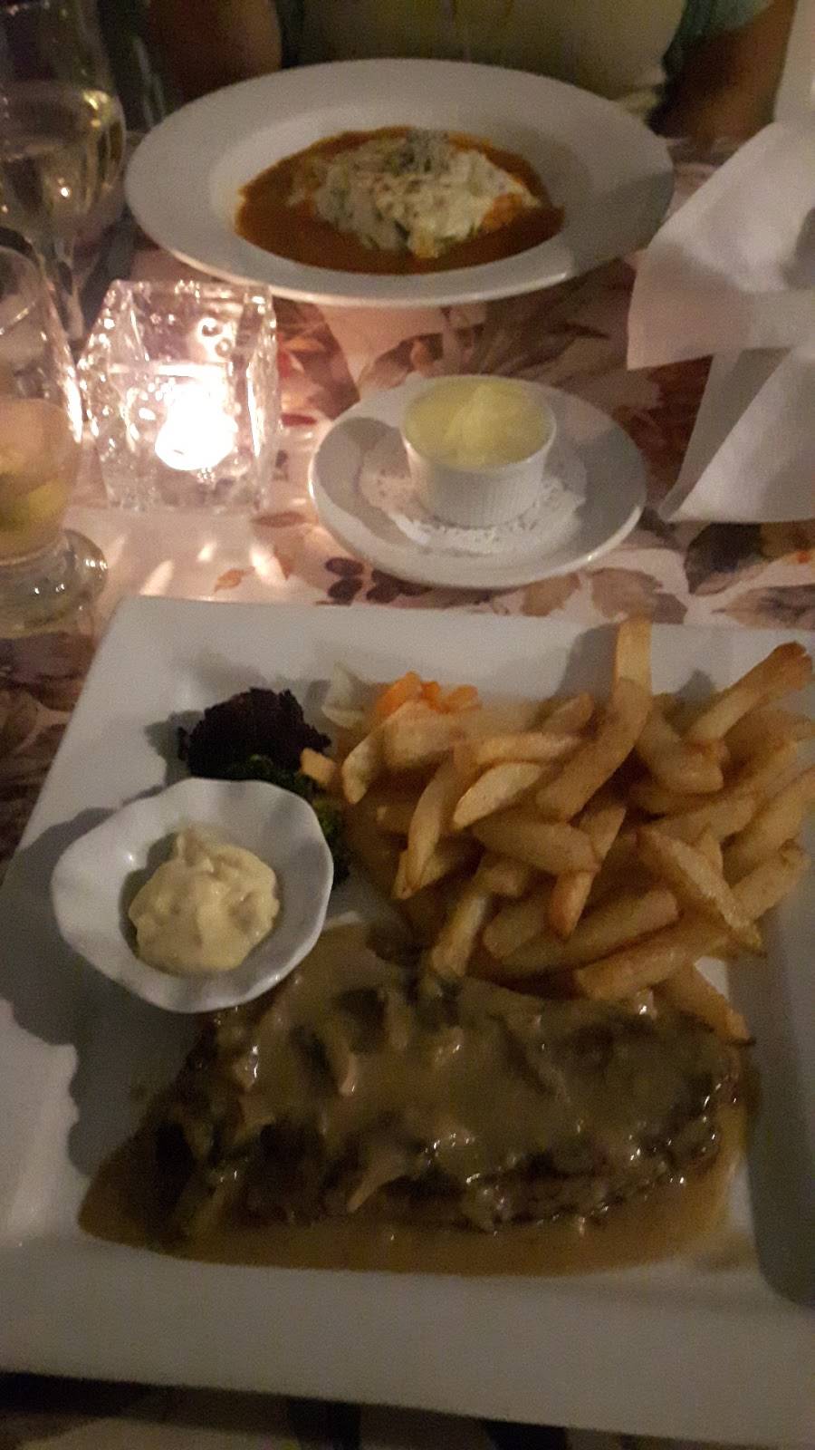 Restaurant chez Mallet | restaurant | 1320 Boulevard Mercure, Drummondville, QC J2B 3M2, Canada | 8194756965 OR +1 819-475-6965