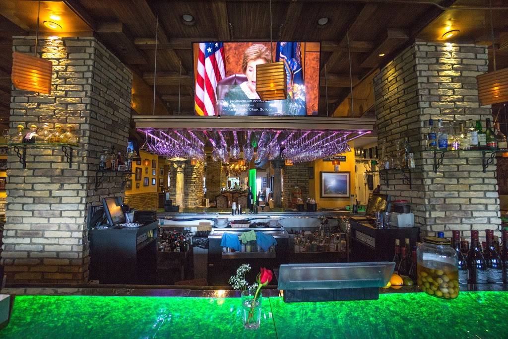 Casa Calabria | restaurant | Inside Ocean Manor Beach Resort, 4040 Galt Ocean Dr L15, Fort Lauderdale, FL 33308, USA | 9549822191 OR +1 954-982-2191