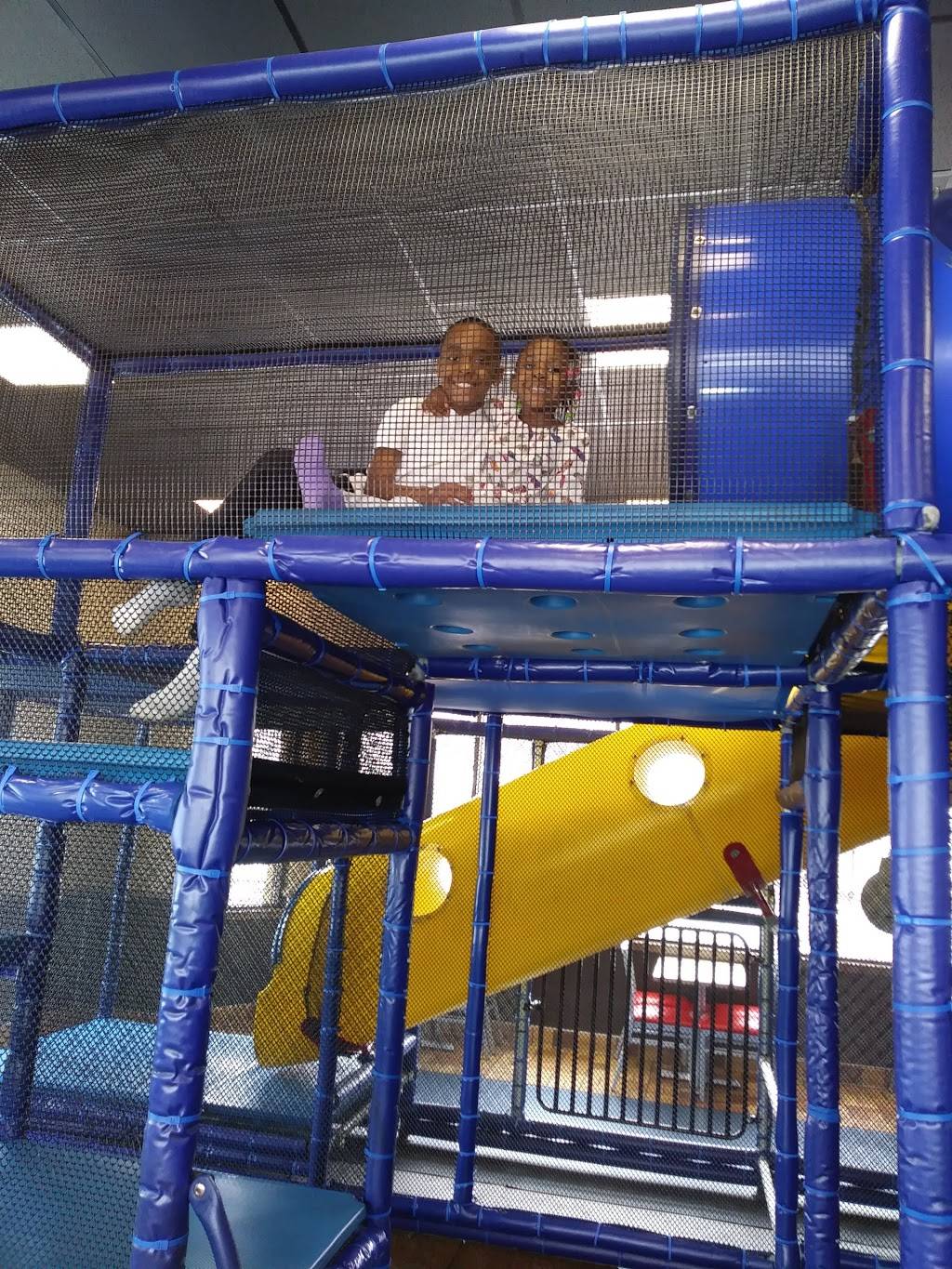 Burger King | restaurant | 3403 Portage Ave, South Bend, IN 46628, USA | 5742776400 OR +1 574-277-6400