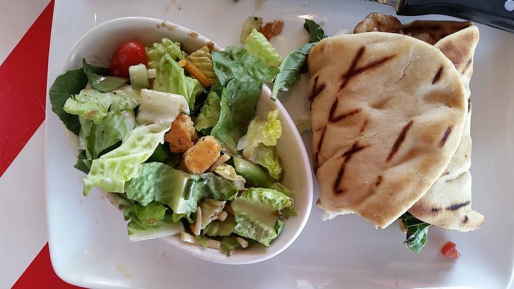 TGI Fridays | restaurant | 4638 S 76th St, Greenfield, WI 53220, USA | 4142817896 OR +1 414-281-7896