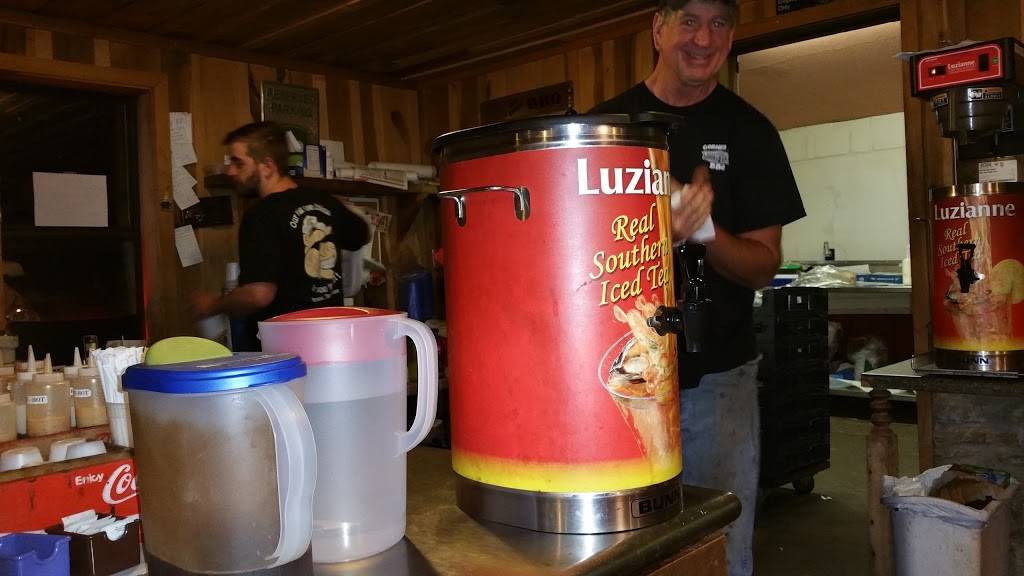 Corner Pit BBQ | restaurant | 107 Dellrose Rd, Dellrose, TN 38453, USA | 9317324575 OR +1 931-732-4575