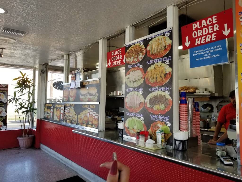 Douglas Burgers | restaurant | 6150 Cherry Ave, Long Beach, CA 90805, USA | 5624285361 OR +1 562-428-5361