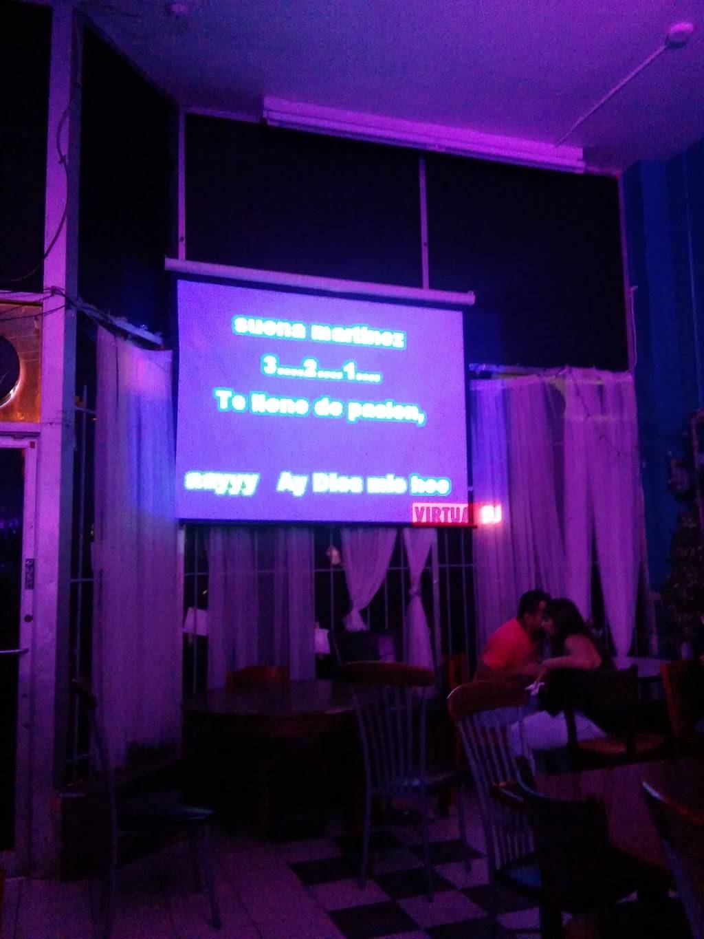 El Rinconcito Restaurant | restaurant | 7443 Annapolis Rd, Landover Hills, MD 20784, USA | 3014295111 OR +1 301-429-5111