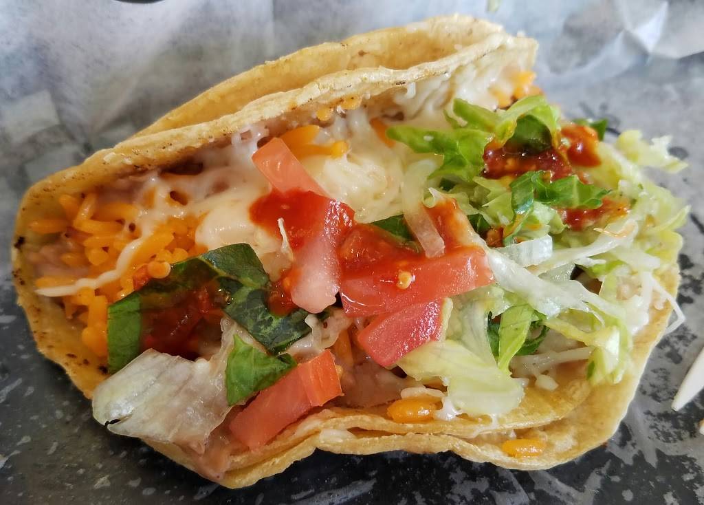 El Famous Burrito Naperville | restaurant | 598 IL-59, Naperville, IL 60540, USA | 6305271187 OR +1 630-527-1187