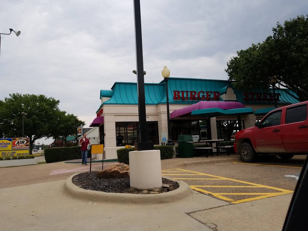 Burger Street | restaurant | 2620 Midway Rd, Carrollton, TX 75006, USA | 9723809599 OR +1 972-380-9599