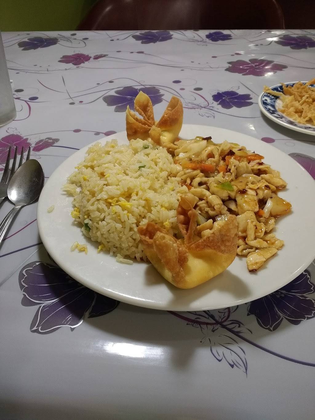 Oriental Pearl | restaurant | 2025 SW Urish Rd, Topeka, KS 66615, USA | 7854081297 OR +1 785-408-1297