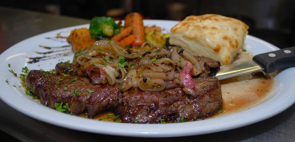 Resto La Bohème - Steak Fruits De Mer - Abats - Couscous Pates - | restaurant | 251 Rue Principale, Saint-Sauveur, QC J0R 1R0, Canada | 4507440504 OR +1 450-744-0504