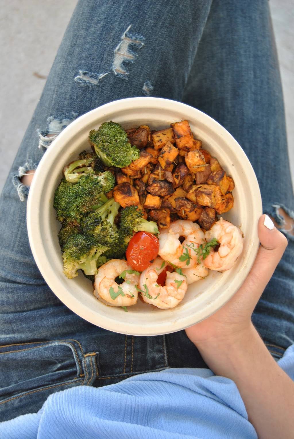 Vale Food Co | restaurant | 3841 SW Archer Rd Suite B, Gainesville, FL 32608, USA | 3528725170 OR +1 352-872-5170