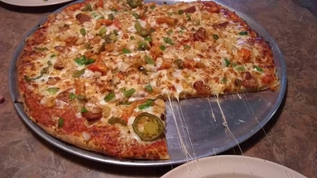 Johnnys Pizza House | meal delivery | 1120 US-80, Haughton, LA 71037, USA | 3189499412 OR +1 318-949-9412