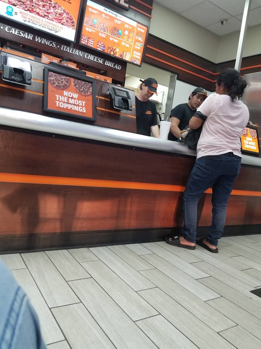 Little Caesars Pizza | meal takeaway | 12709 Interstate Hwy 45 N #400, Willis, TX 77318, USA | 9368907325 OR +1 936-890-7325