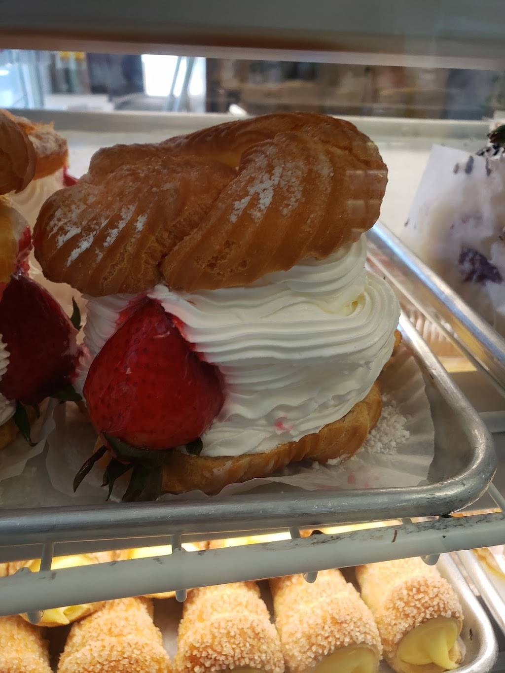 Panadería La Esperanza | restaurant | 5028 Franklin Blvd, Sacramento, CA 95820, USA | 9164550215 OR +1 916-455-0215