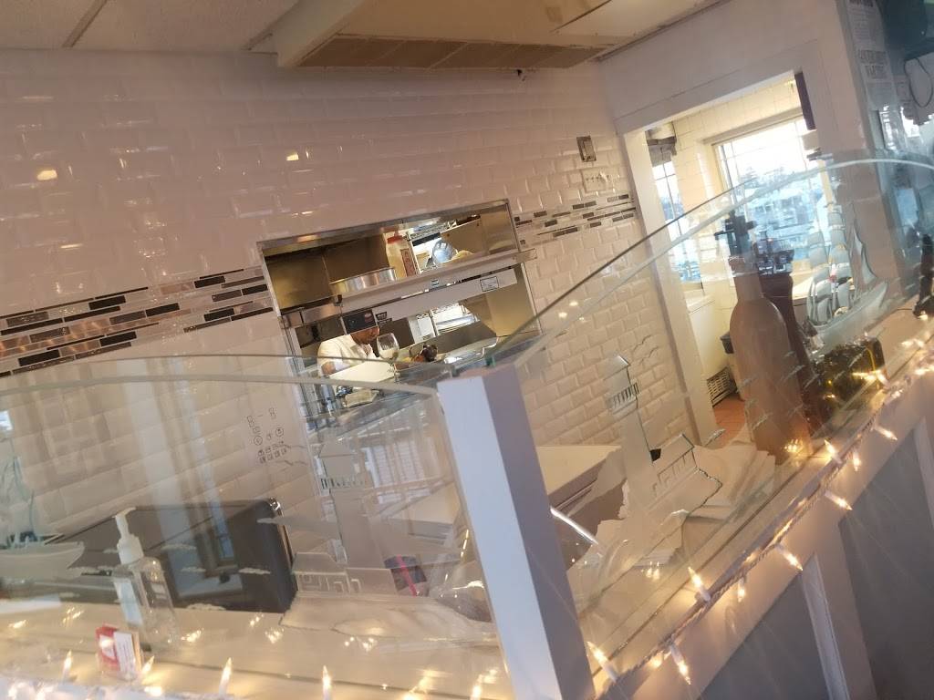 Marina Di Calabria | restaurant | 290 Drake Ave, New Rochelle, NY 10805, USA | 9142355252 OR +1 914-235-5252