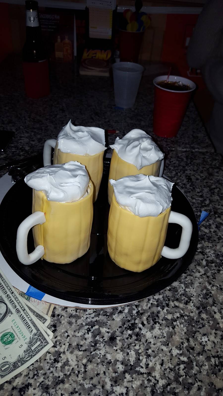 Skins Place | restaurant | 3508 Harrison Ave, Cincinnati, OH 45211, USA | 5136615853 OR +1 513-661-5853